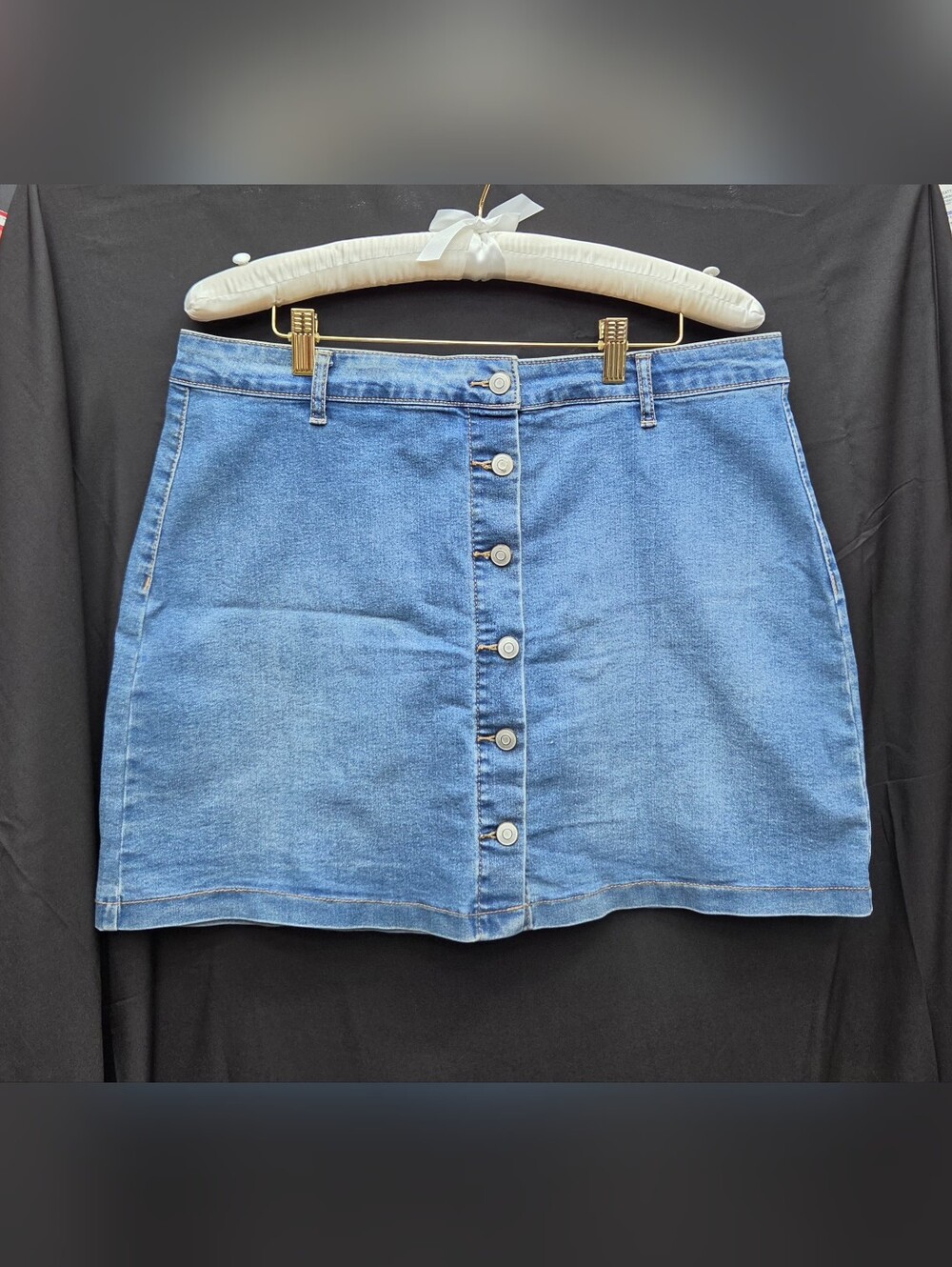 Celebrity Pink Button Front Denim Mini Skirt Blue Jean Stretch A-Line Size XL